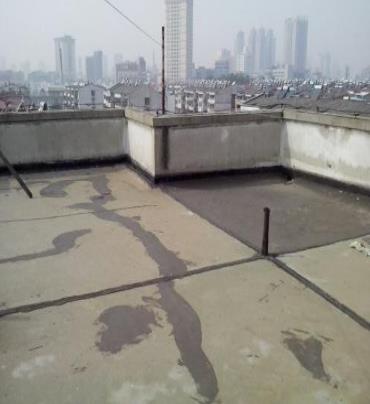 赫章漏水维修 楼顶漏水是什么原因，楼顶漏水维修方法是什么?