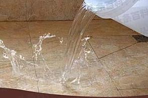 赫章漏水维修 免砸砖防水材料该如何施工